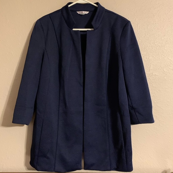 Allison Daley Jackets & Blazers - Allison Daly sz XL navy blazer!  Like new!